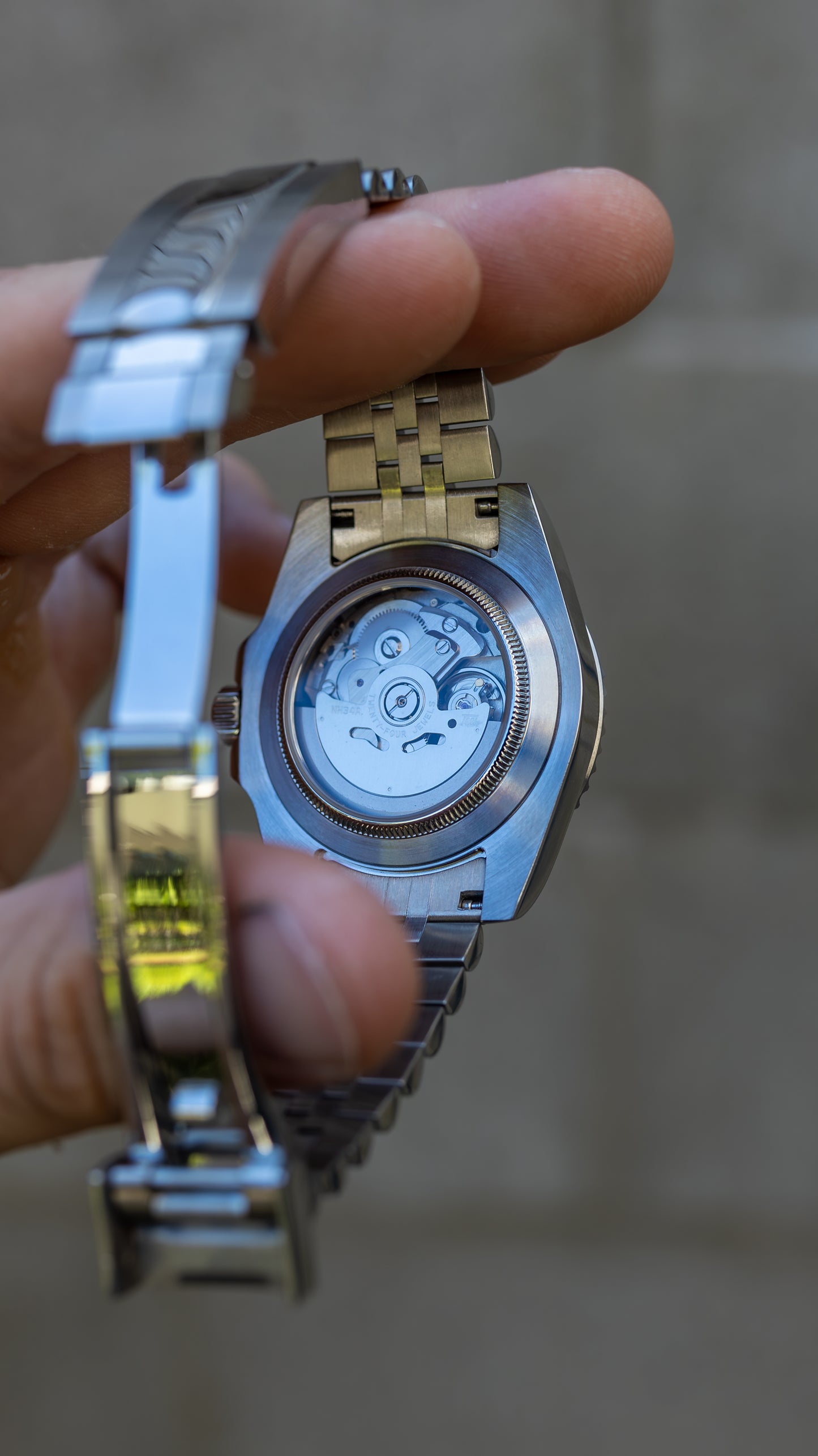 PrestigeWatchMods Custom Seiko "Pepsi" GMT NH34 Automatic Watch