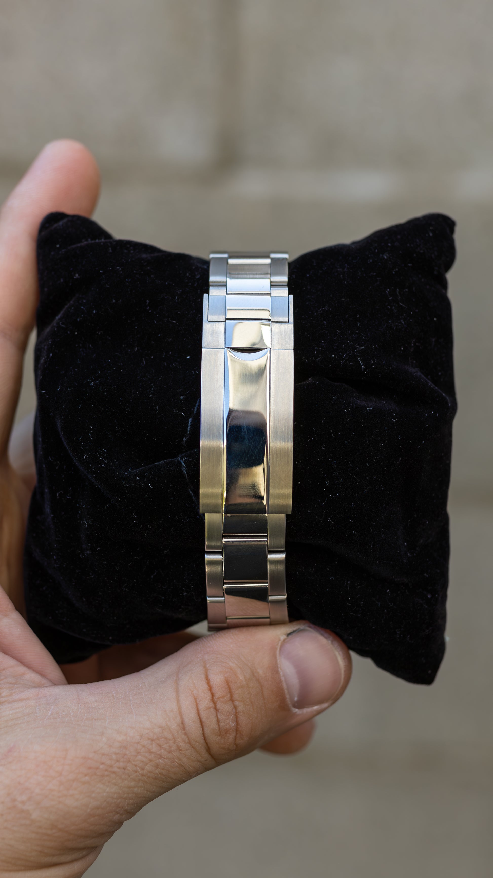 PrestigeWatchMods Custom Seiko "Coke" GMT NH34 Automatic Watch, Clasp View 