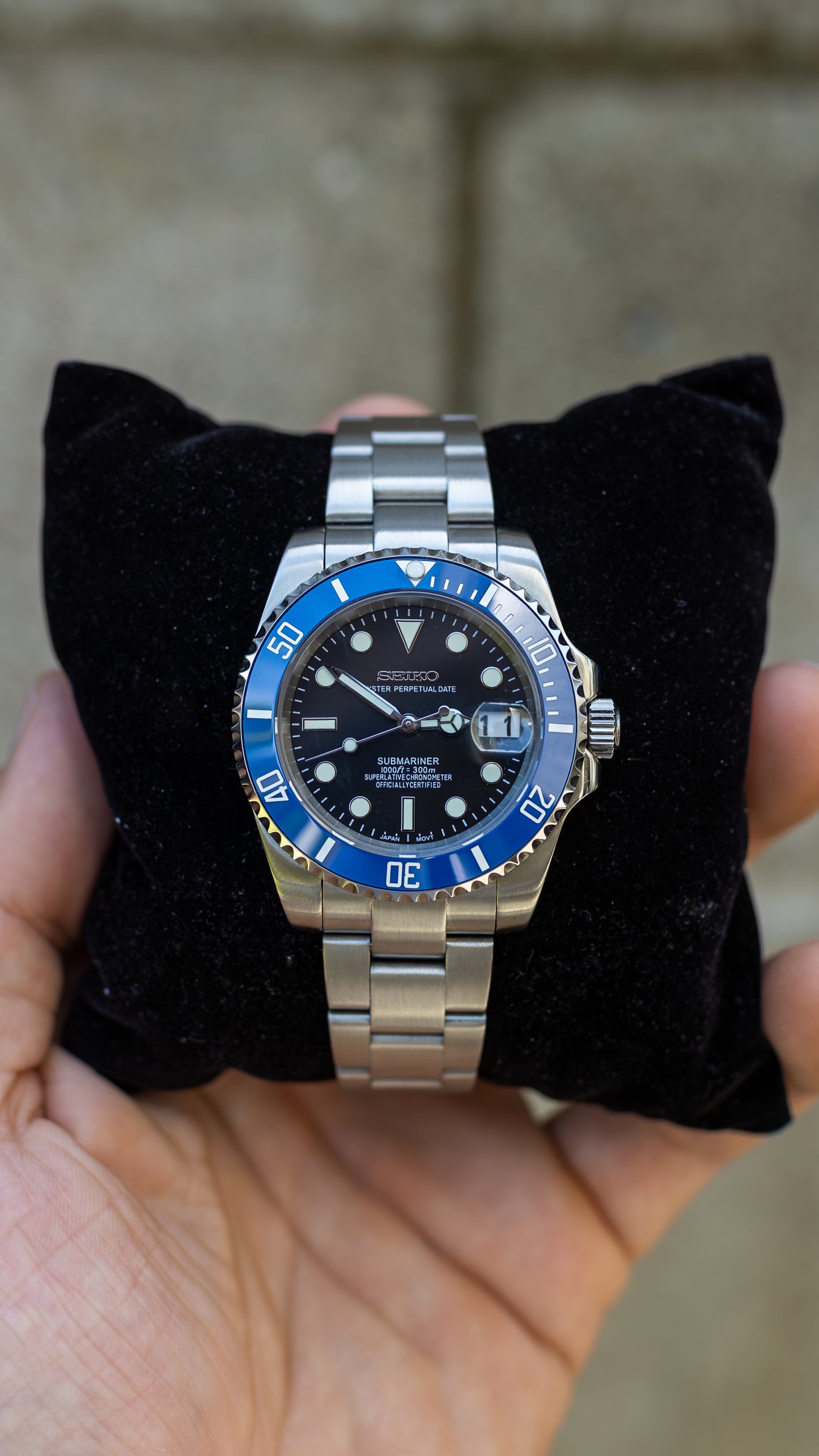 PrestigeWatchMods Custom  Seiko Mod "Cookie Monster" Submariner Date Watch