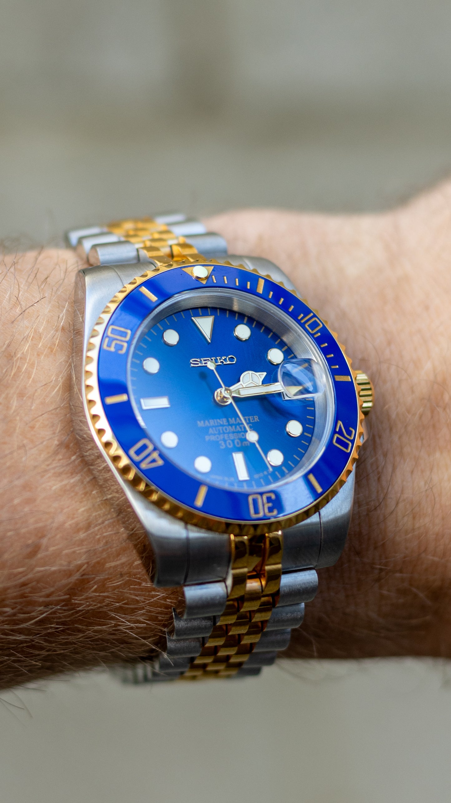 PrestigeWatchMods Custom  Seiko Mod "Bluesy" Submariner Date Watch