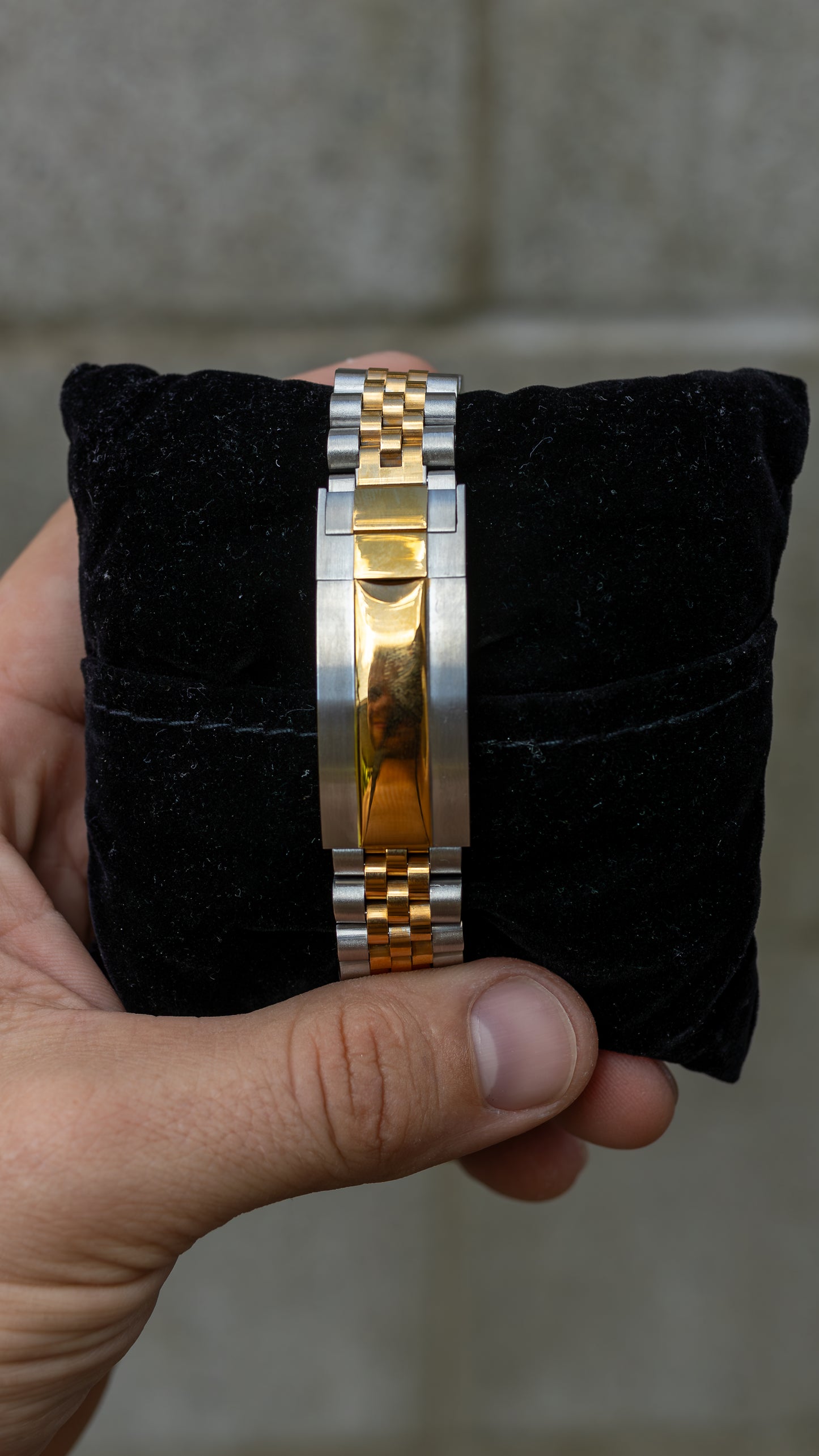 PrestigeWatchMods Custom Seiko Mod Two Tone Datejust style NH35 automatic watch