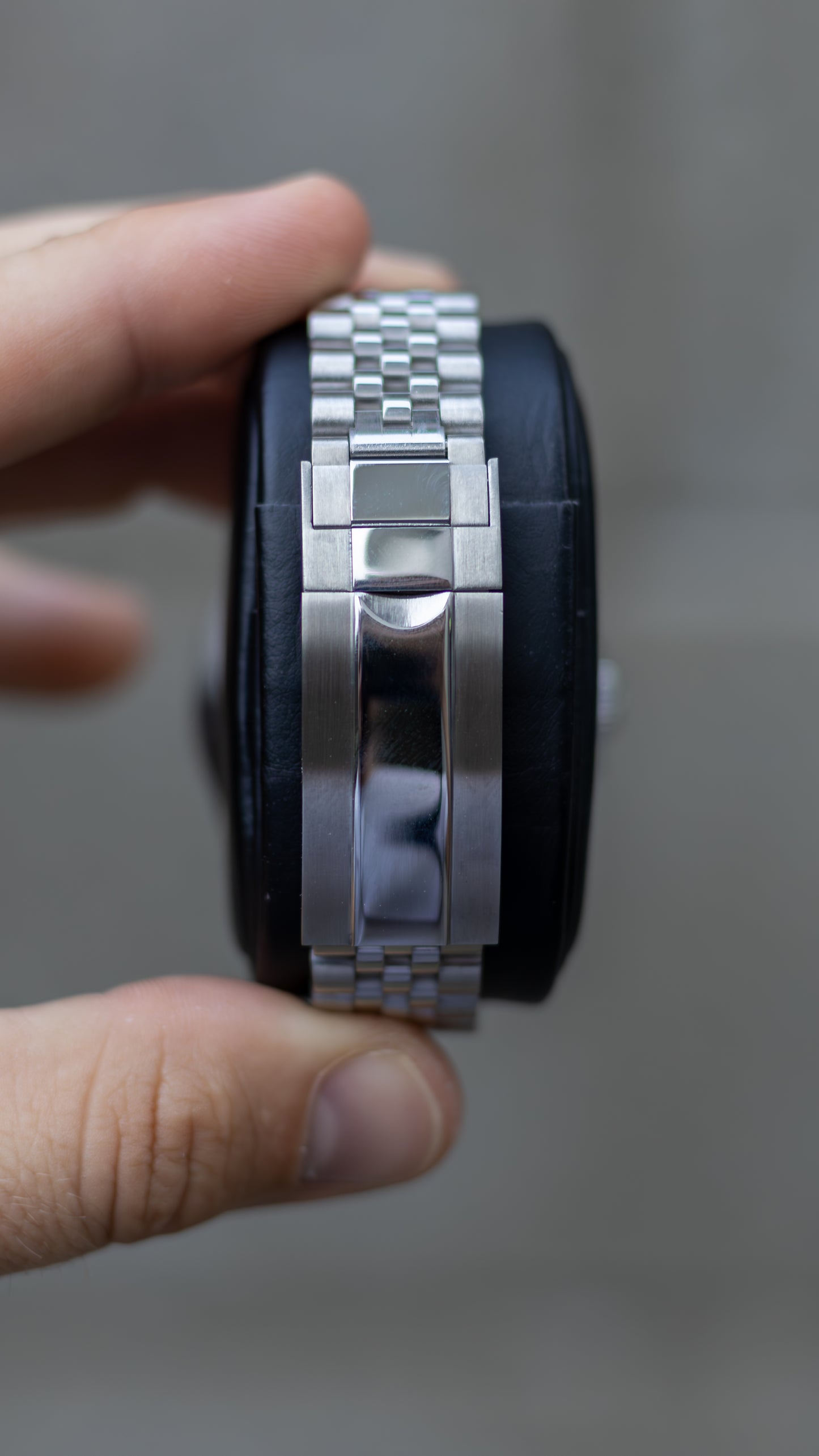 PrestigeWatchMods Custom Seiko "Joker" GMT NH34 Automatic Watch