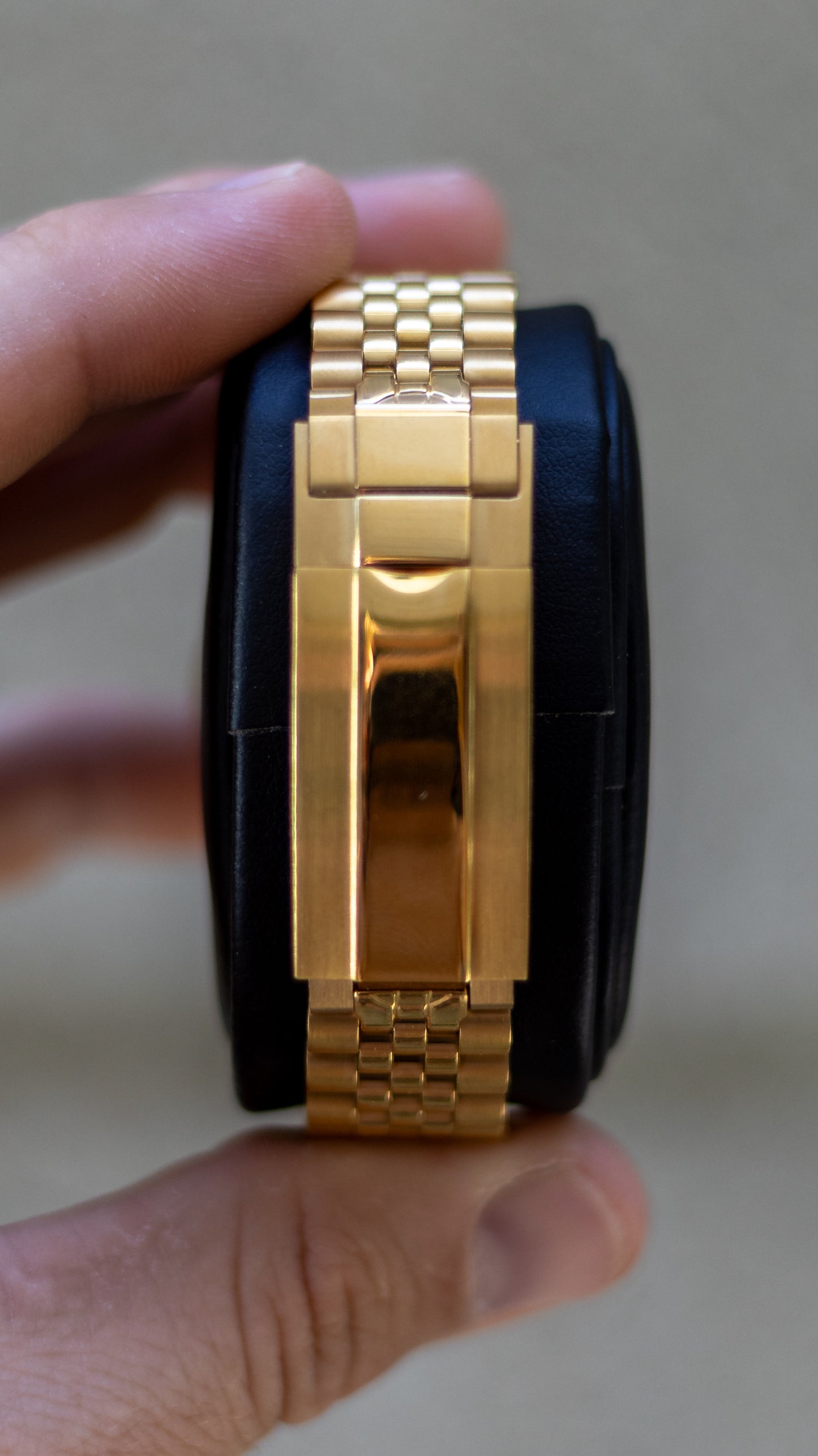 PrestigeWatchMods Custom Seiko Gold "Diamond" Datejust style NH35 automatic watch