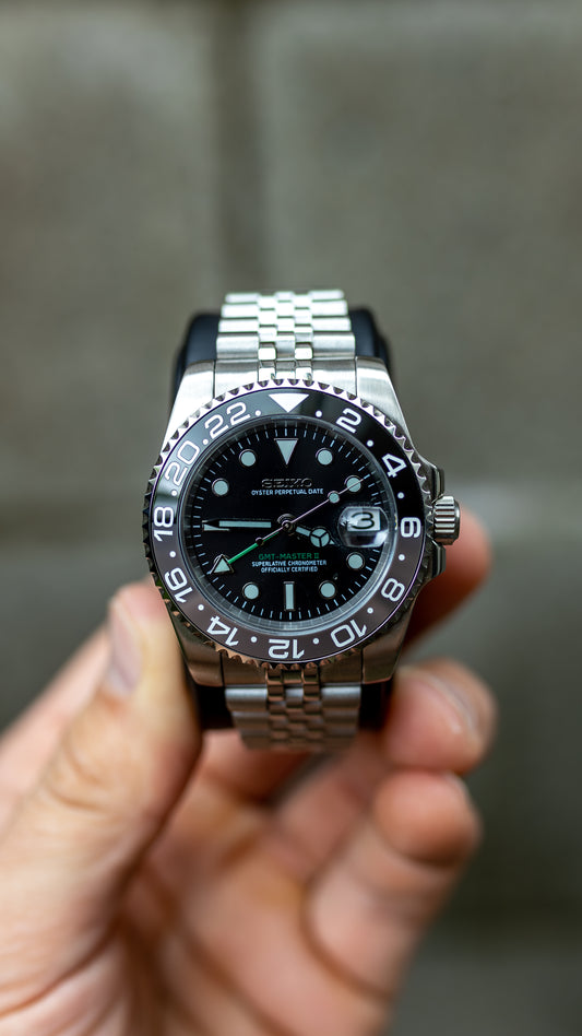 PrestigeWatchMods Custom Seiko "Bruce Wayne" GMT NH34 Automatic Watch
