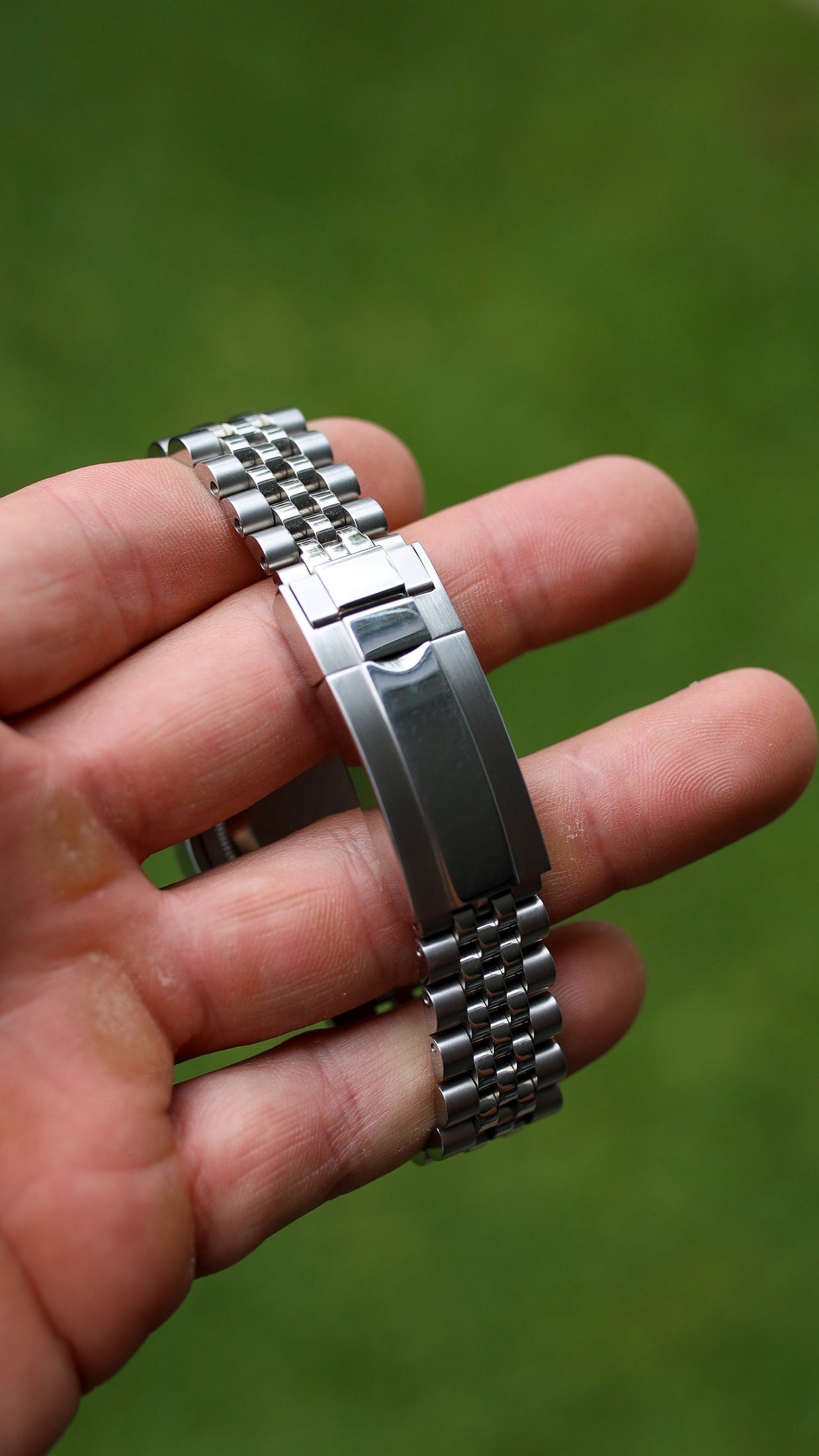 PrestigeWatchMods Custom Seiko Mod "Arabic" Datejust style NH38 automatic watch Clasp View 