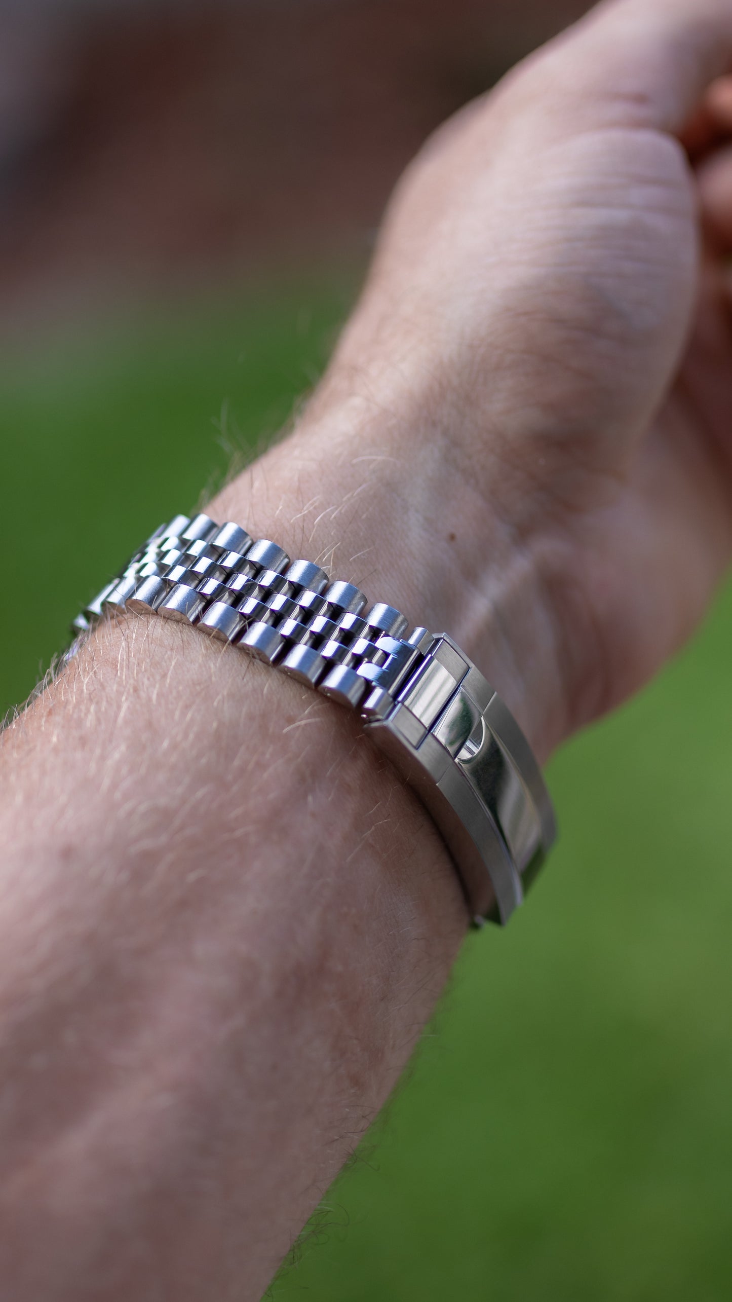 PrestigeWatchMods Custom Seiko Silver Datejust style NH35 automatic watch, Bracelet View 